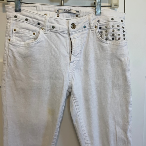 JEANS - Picture 1 of 3